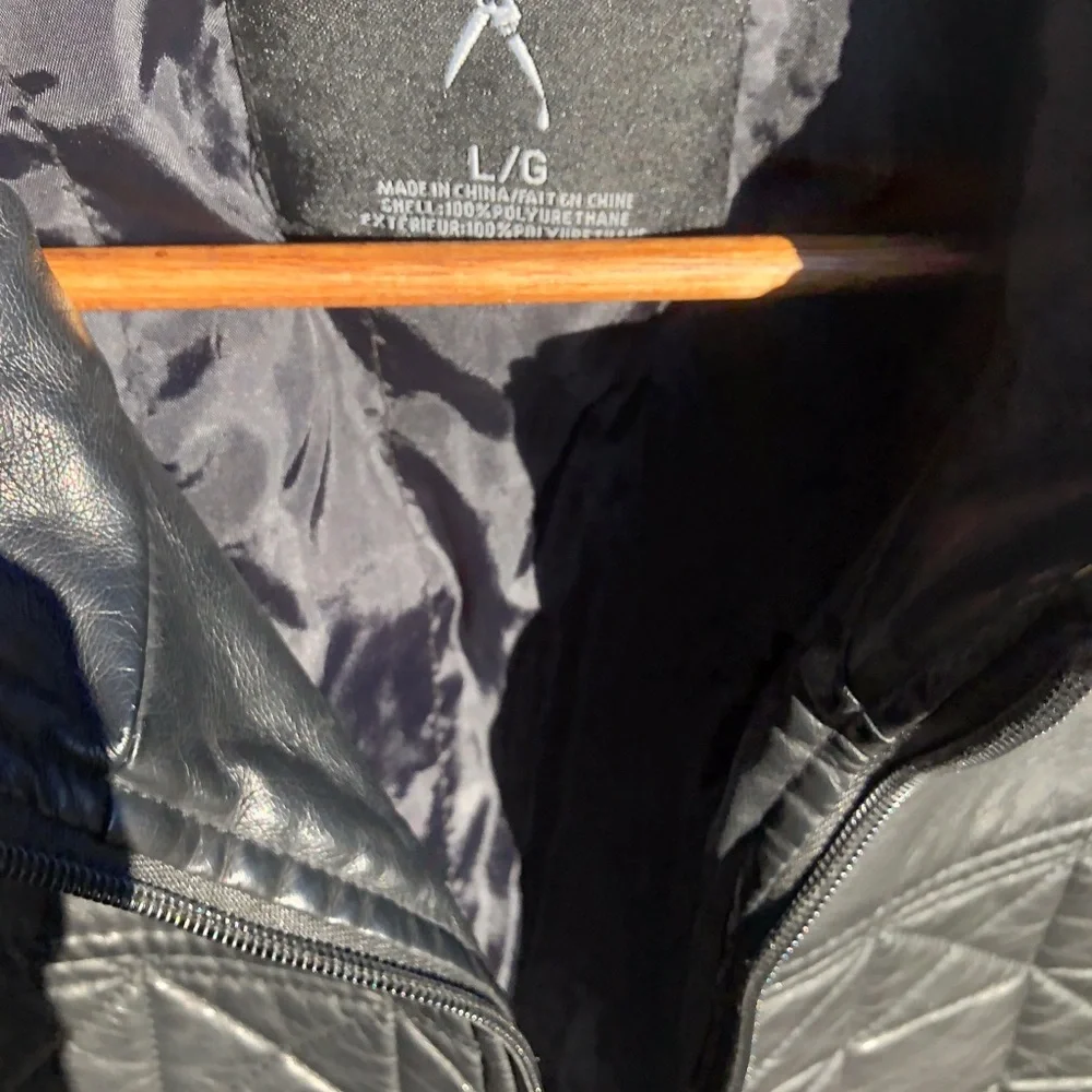 Marc Ecco leather vest - Picture 4 of 4